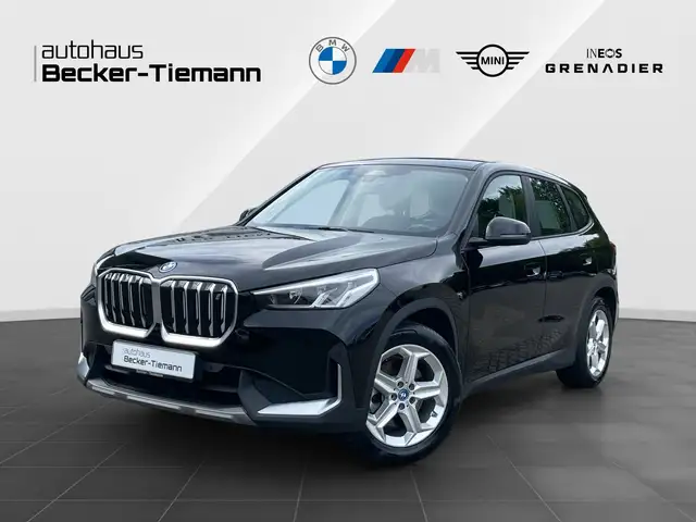 BMW iX 1 xDrive30 AHK | Parkass. | CarPlay | DAB-Tuner