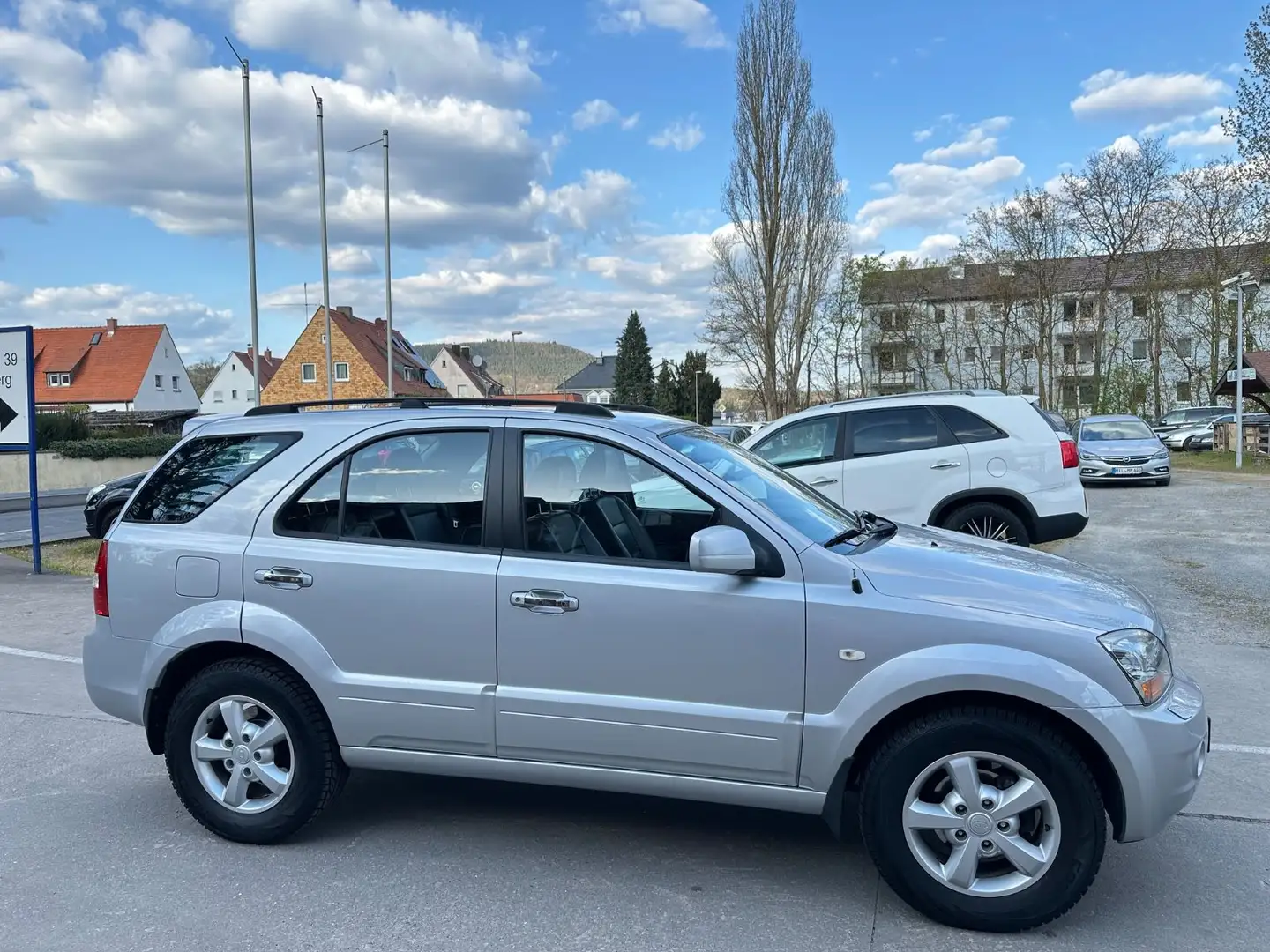 Kia Sorento 2.5 CRDi EX mit nur 98 tkm/Leder/Tüv neu Silber - 2