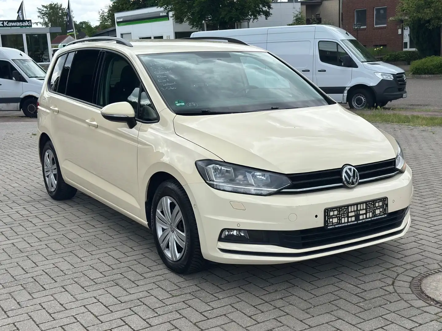Volkswagen Touran 2.0 TDI Aut*Navi*PDC*Klima*7-Sitzer* Beige - 2