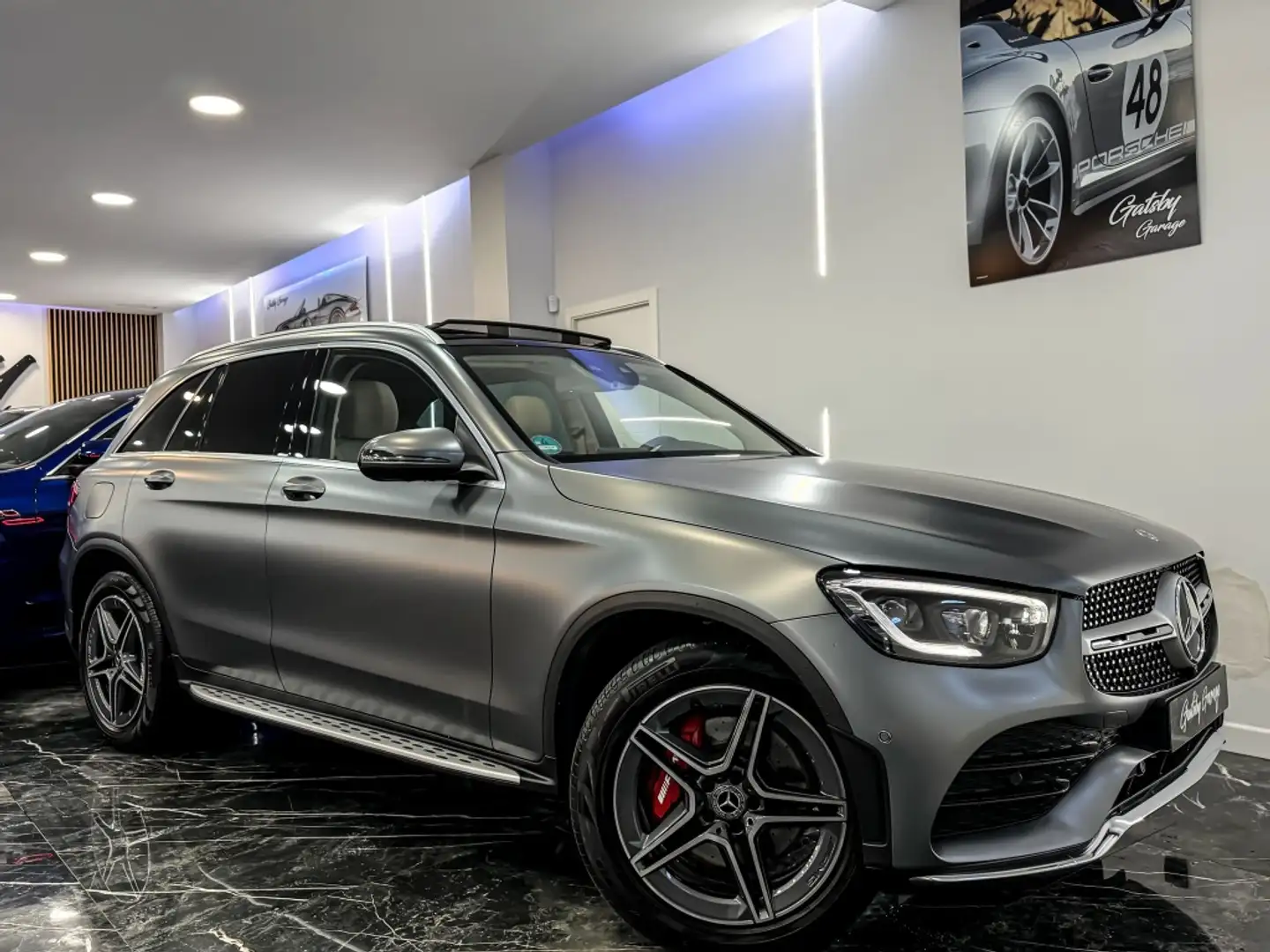 Mercedes-Benz GLC 220 220d 4Matic 9G-Tronic Gris - 2