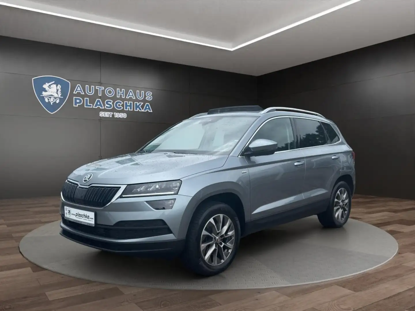 Skoda Karoq 2.0 TDI DSG Clever 4x4 PANO*AHK*STANDH. Klima Grau - 1