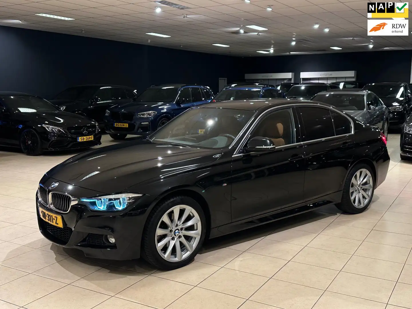BMW 320 3-serie 320i M Sport|NAP|1Eig.|Dealer-ond.|Trekhaa Nero - 1