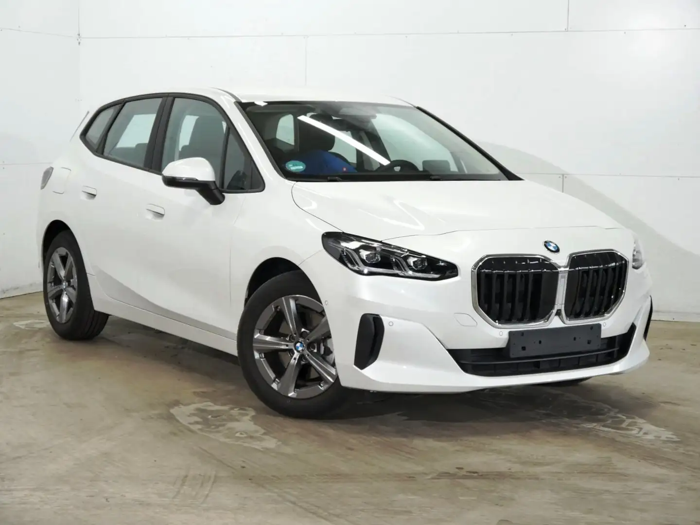 BMW 218 i HeadUp 360°Kam LiveCokpitPro Weiß - 2