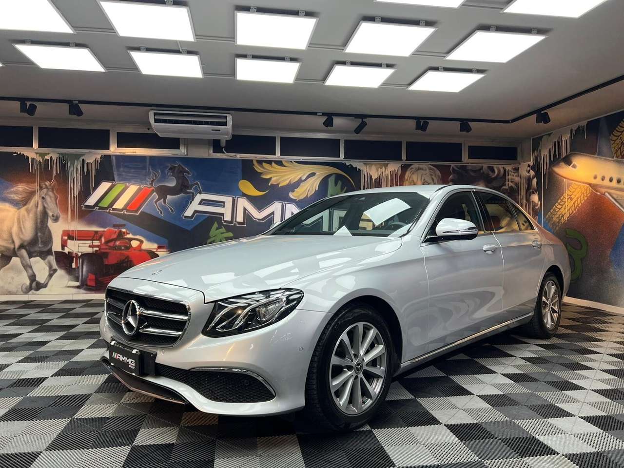 Mercedes-Benz E 220 E 220d Sport 4matic auto (338)