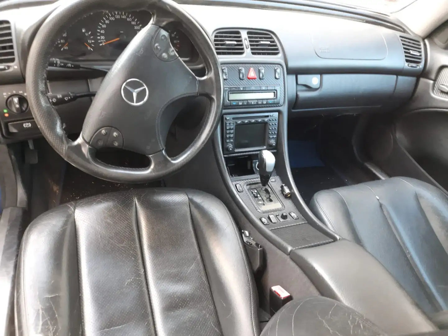 Mercedes-Benz 320 CLK 320 - 2