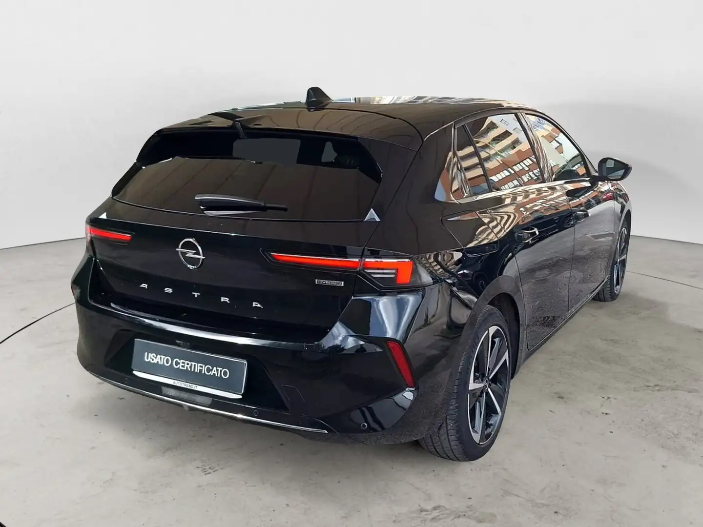 Opel Astra 1.6 Plug-in Hybrid 180 CV Automatica Elegance Zwart - 2