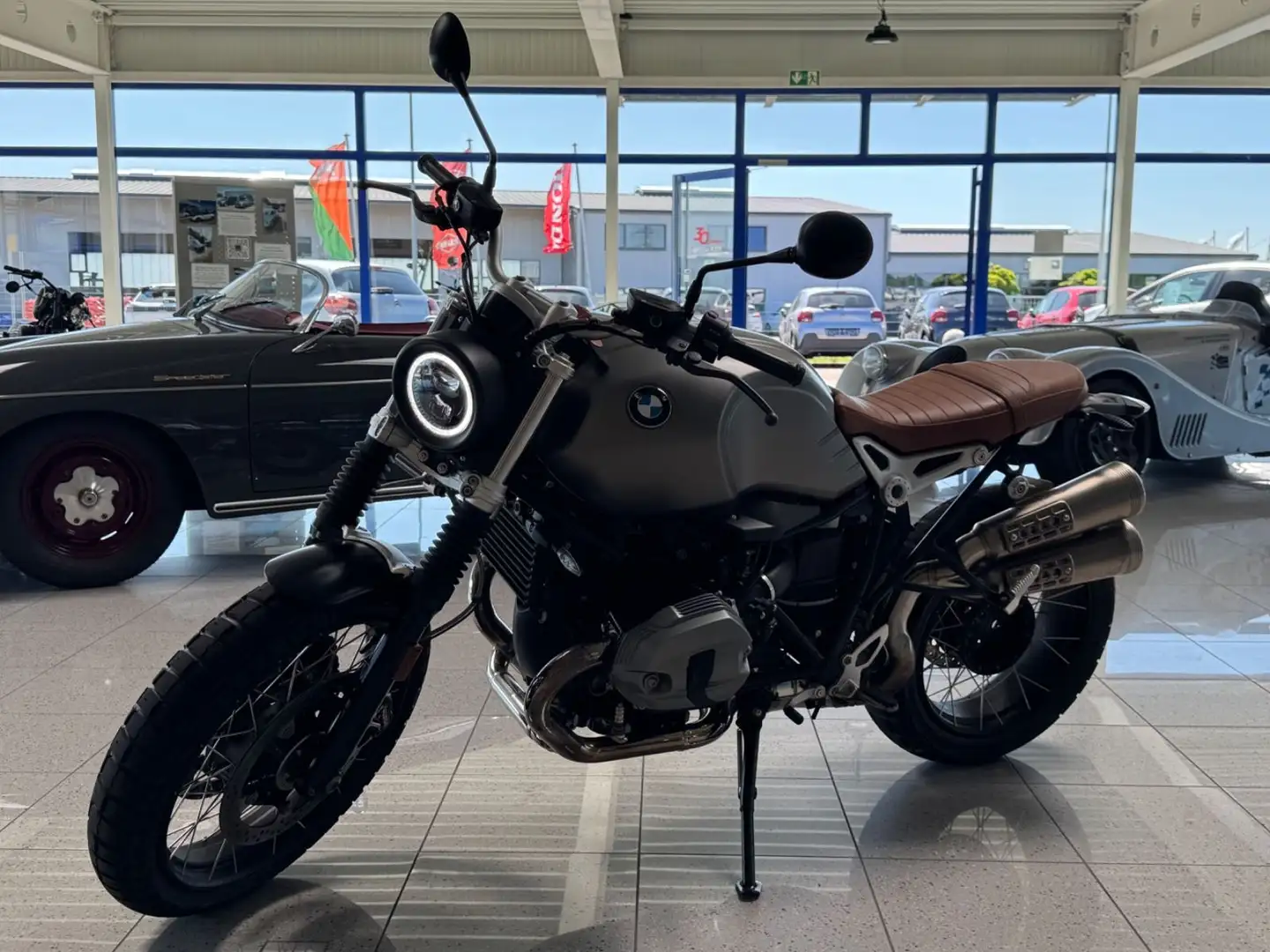BMW R nineT SCRAMBLER*ALLROADREIFEN*LED* Silber - 1