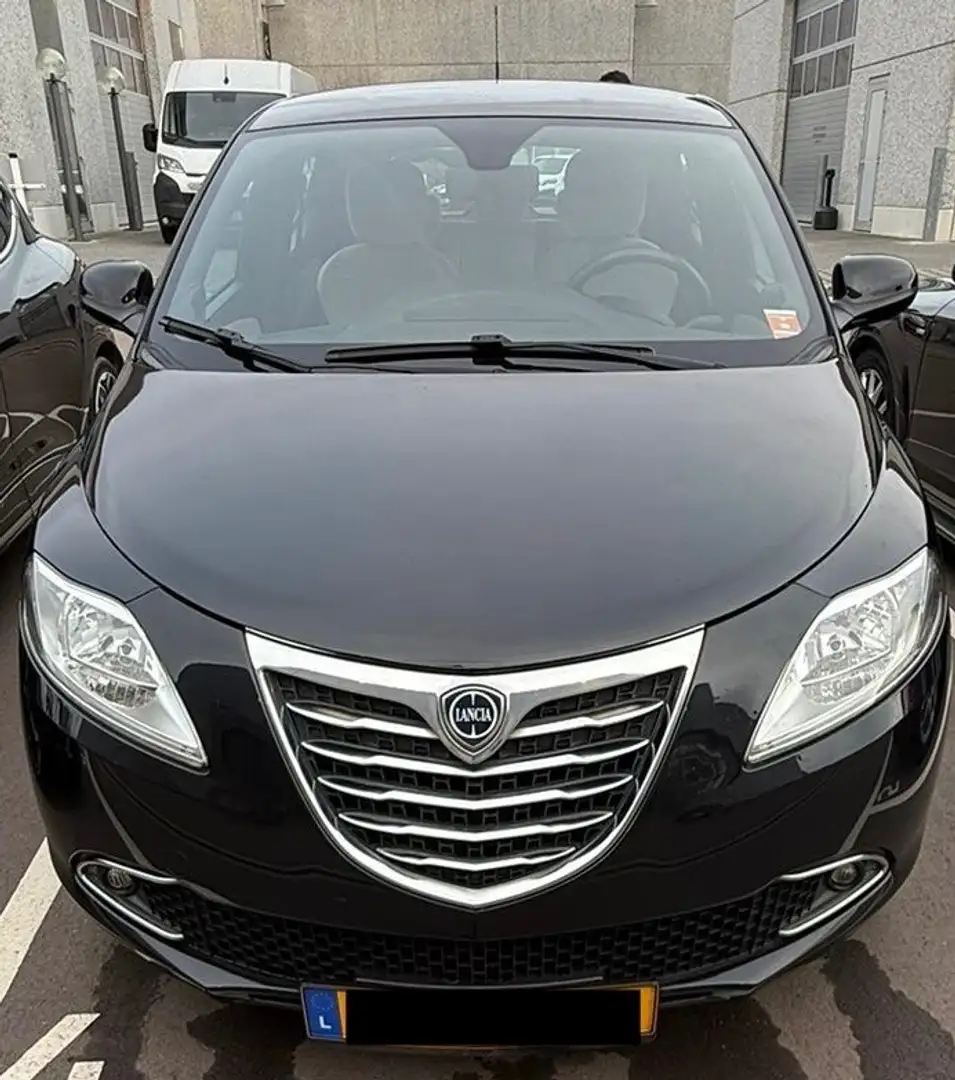 Lancia Ypsilon Y 1.2 8v Silver Noir - 1