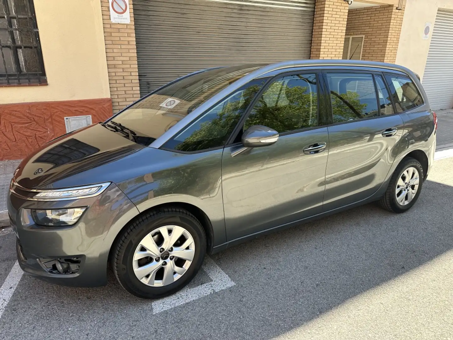 Citroen C4 Grand Picasso 1.6e-HDi Intensive 115 Gris - 1