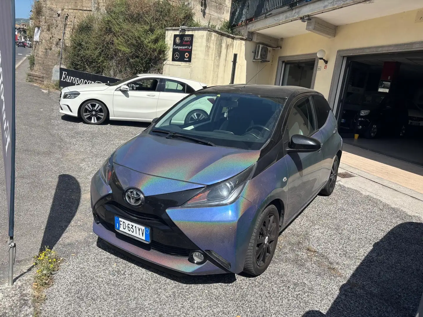 Toyota Aygo Aygo II 2014 5p 1.0 x-wave m-mt Bianco - 2