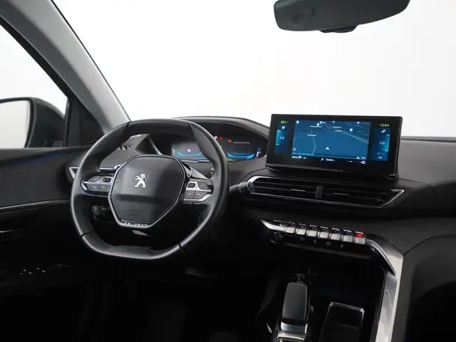 Peugeot 3008 view 7