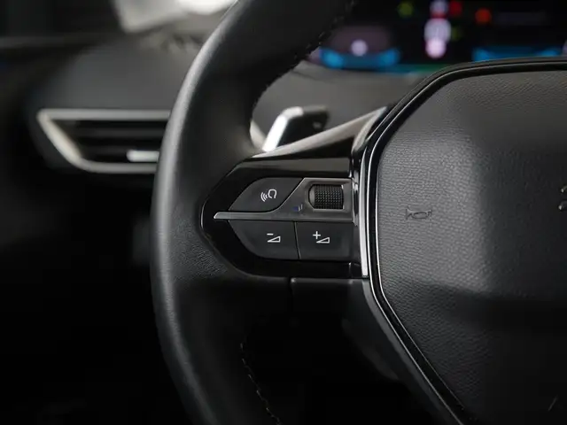 Peugeot 3008 view 9