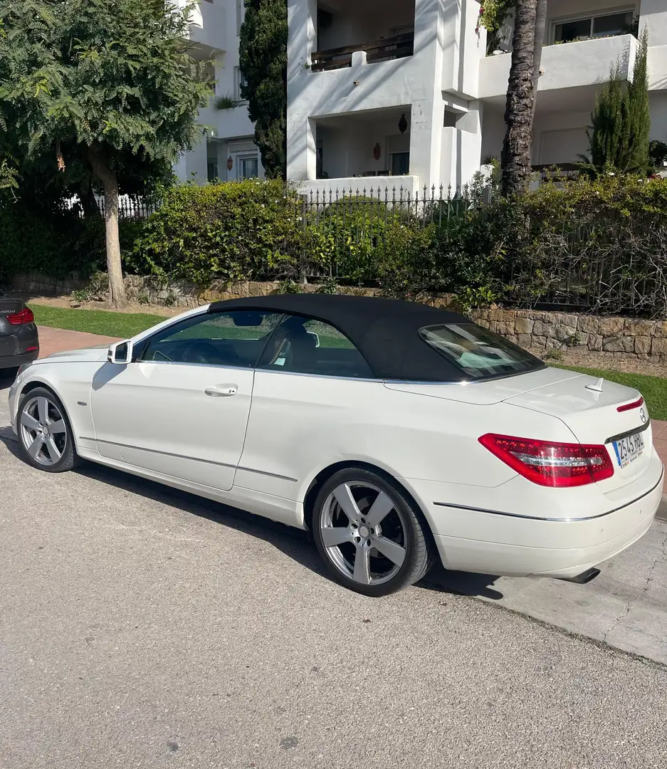 Mercedes-Benz E 200 CGI Cabrio BlueEFFICIENCY Automatik Avantgarde - 2