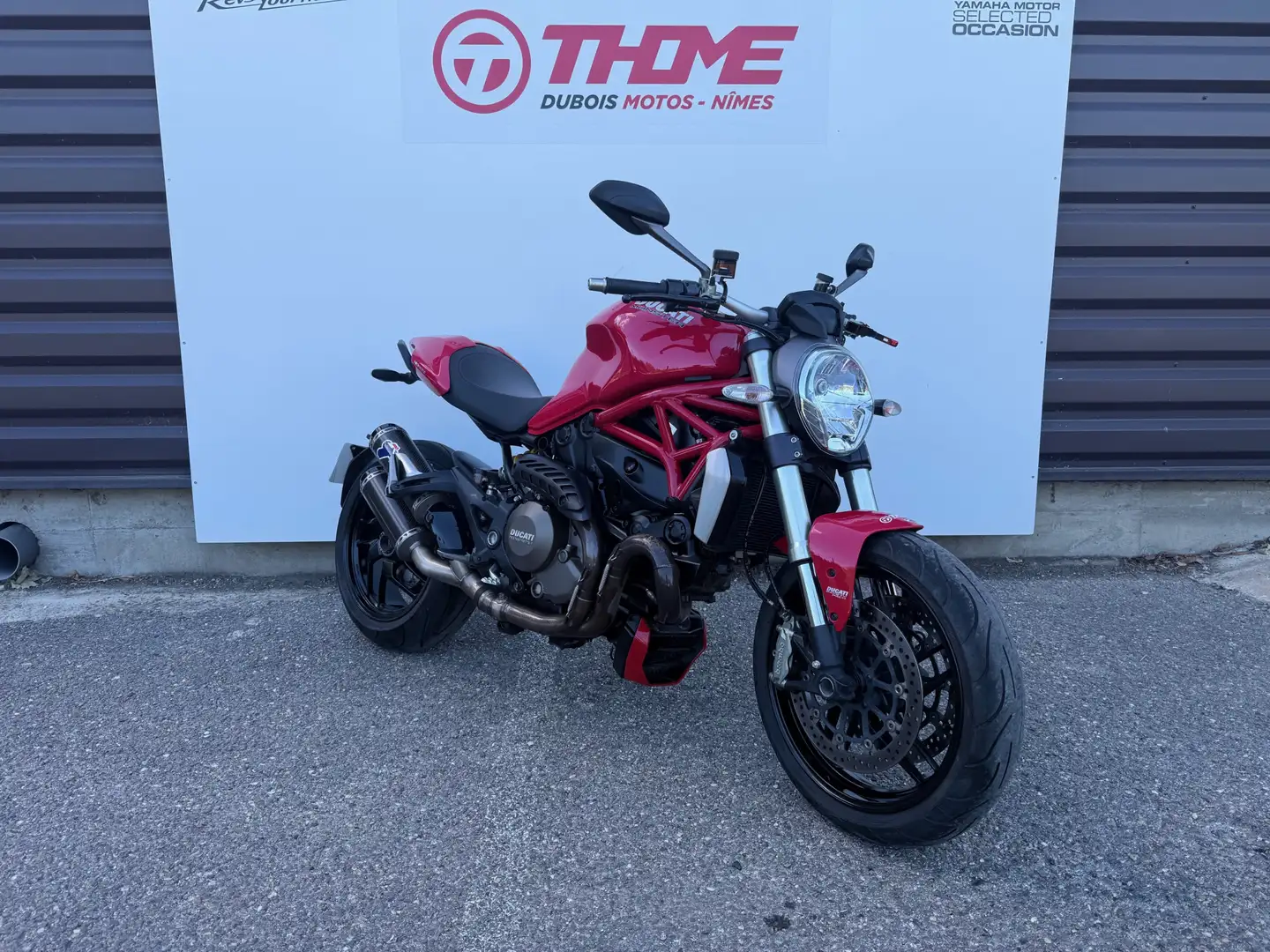 Ducati Monster 1200 Rouge - 2