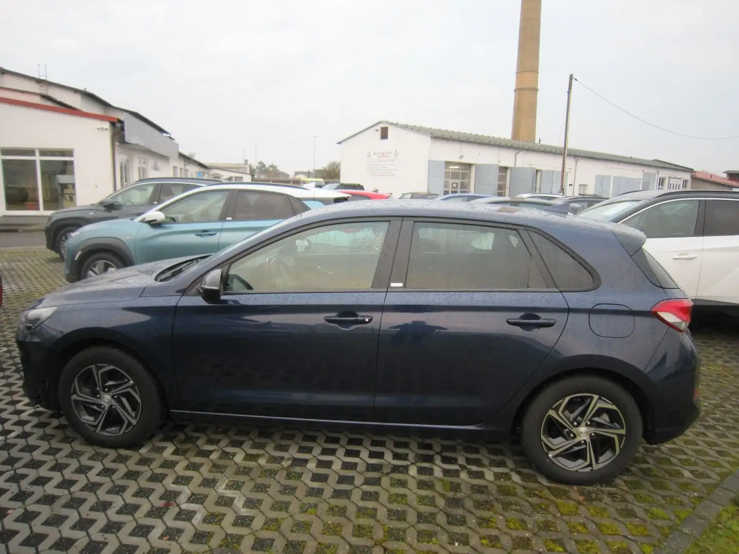 Hyundai i30 FL 1.5 Benzin, M/T INTRO EDITION Blau - 2