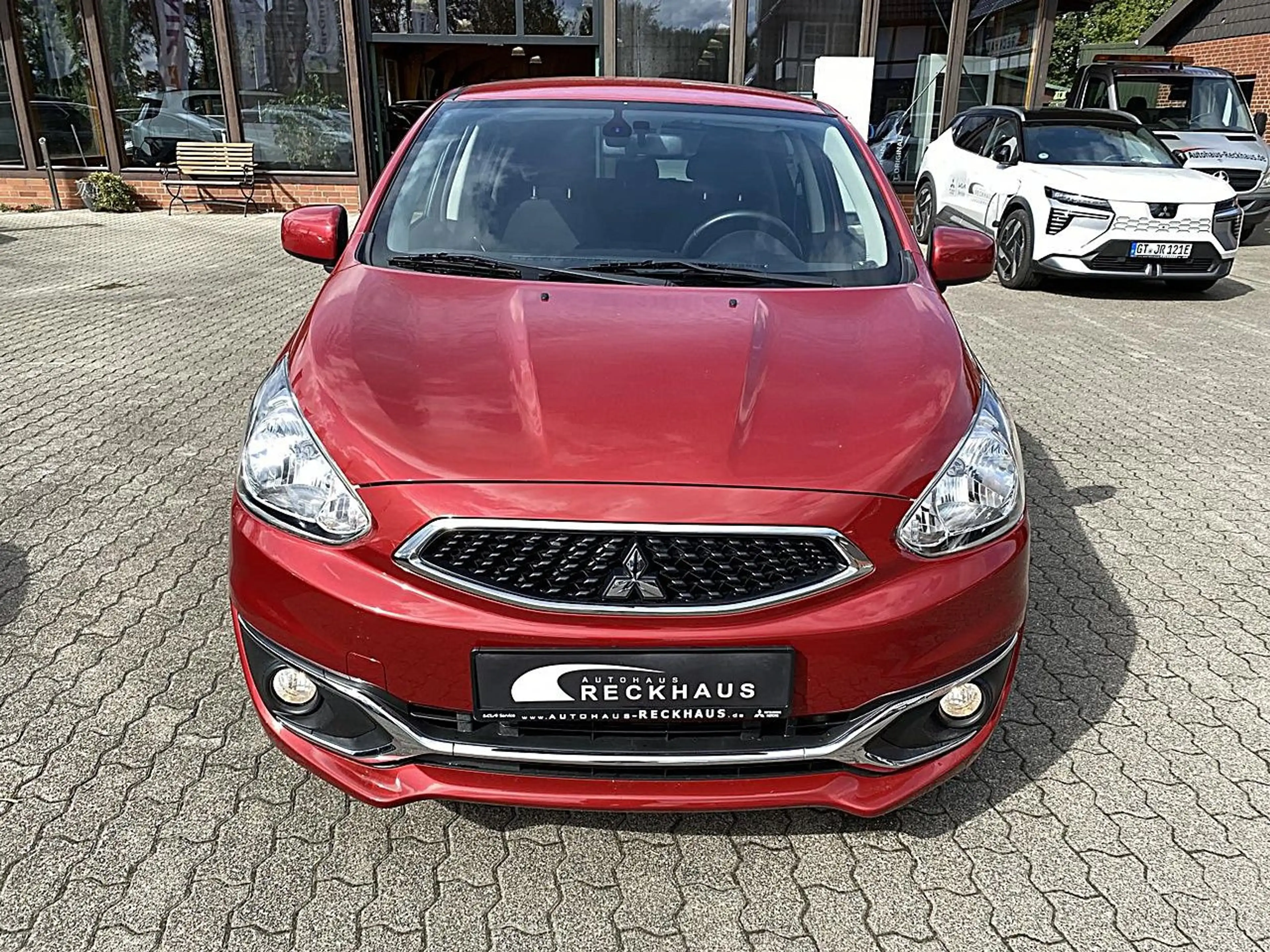 Mitsubishi Space Star Diamant+ 1,2 l CVT AS&G DAB Carplay Klima Navi — photo 8