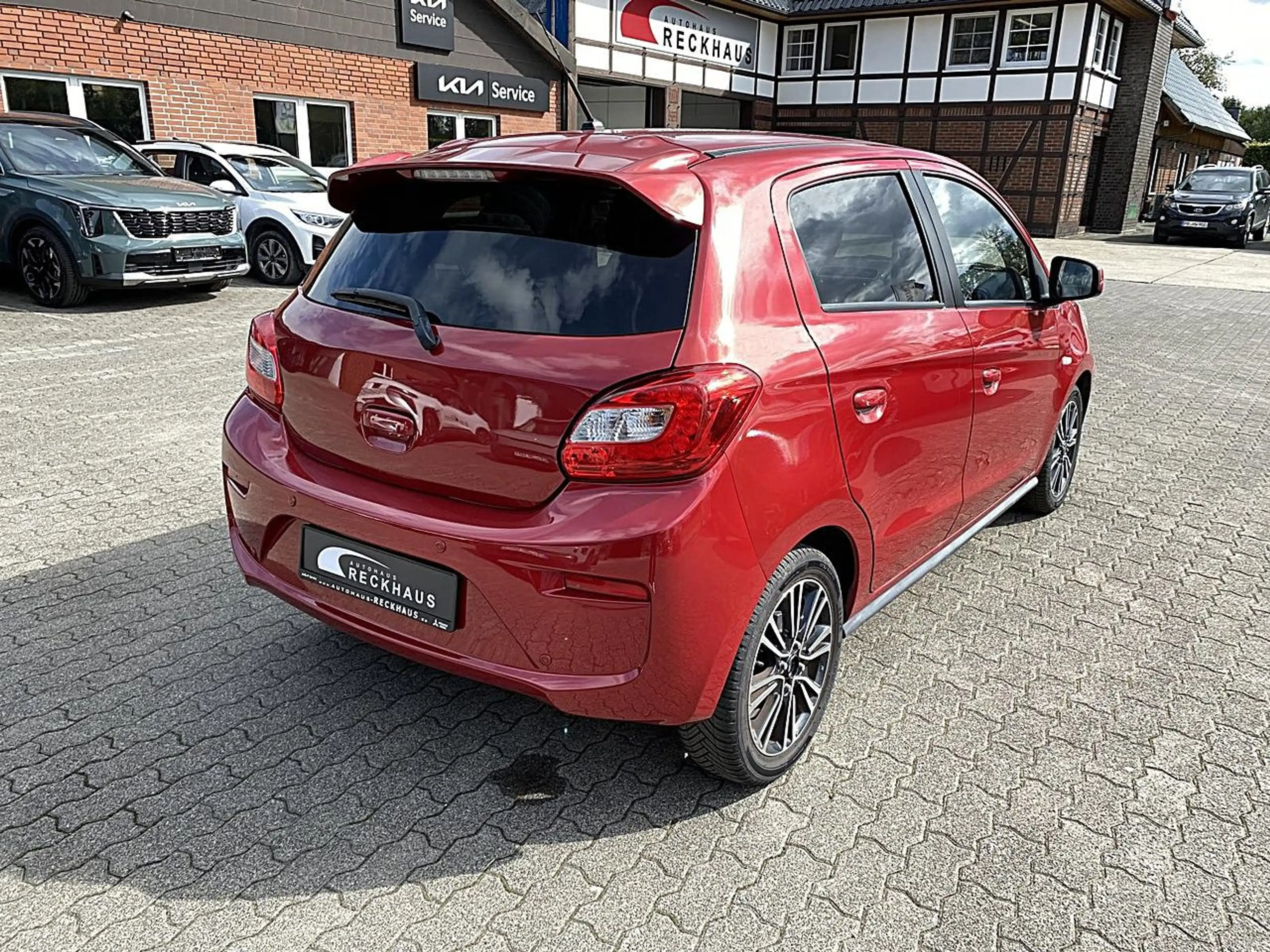Mitsubishi Space Star Diamant+ 1,2 l CVT AS&G DAB Carplay Klima Navi — photo 5