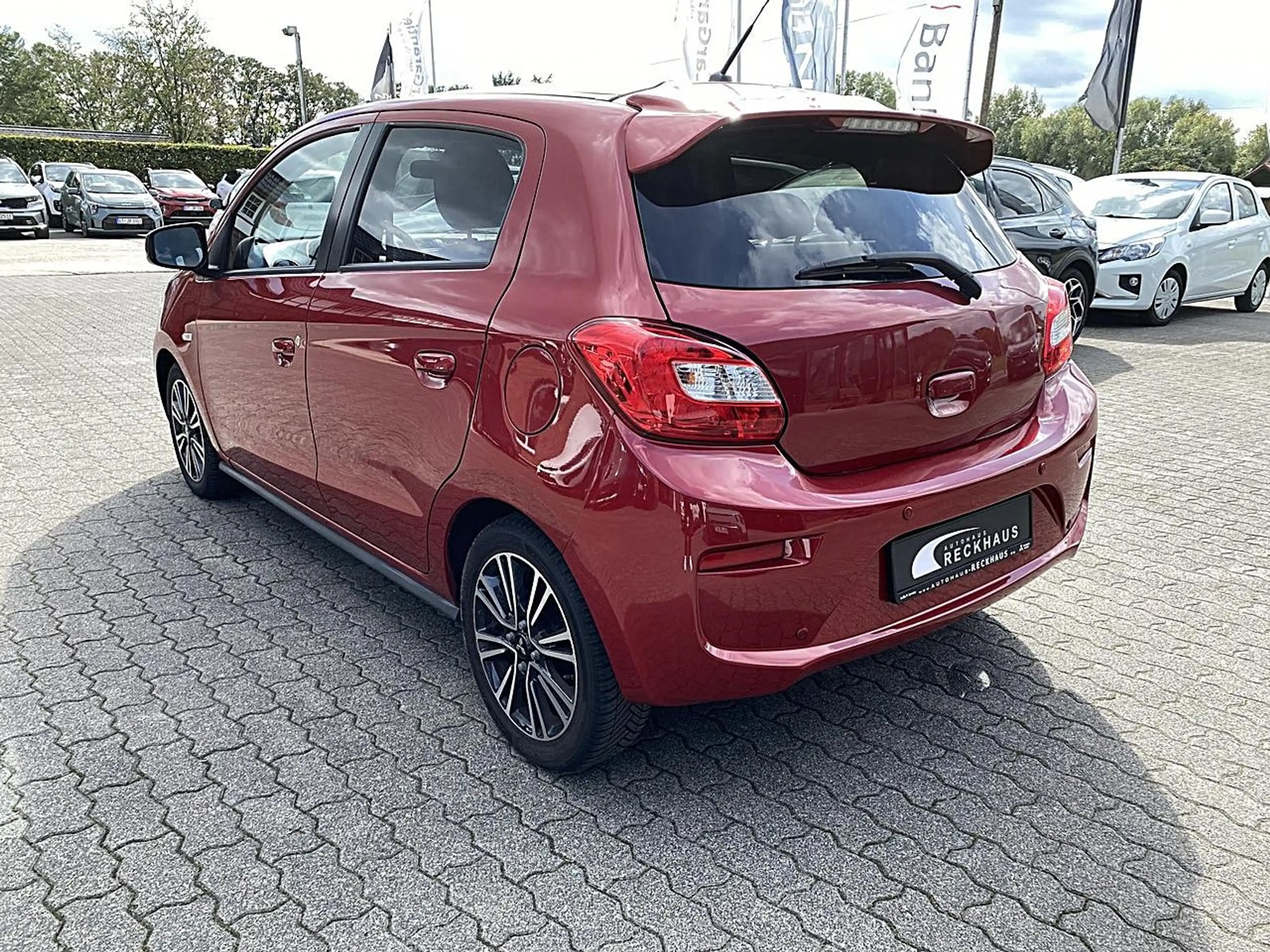 Mitsubishi Space Star Diamant+ 1,2 l CVT AS&G DAB Carplay Klima Navi — photo 3