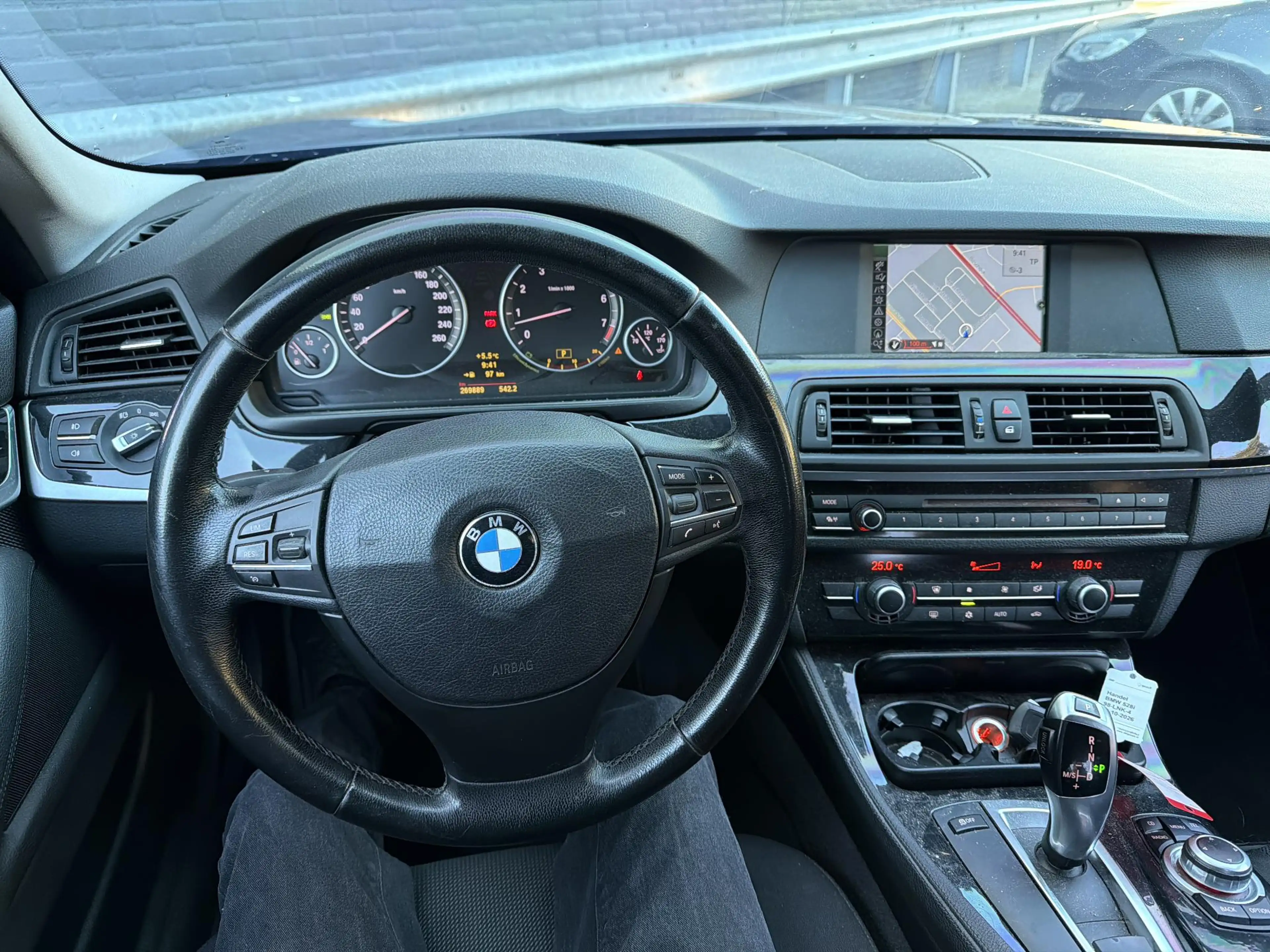 BMW 528 5-serie 528i Executive — photo 9