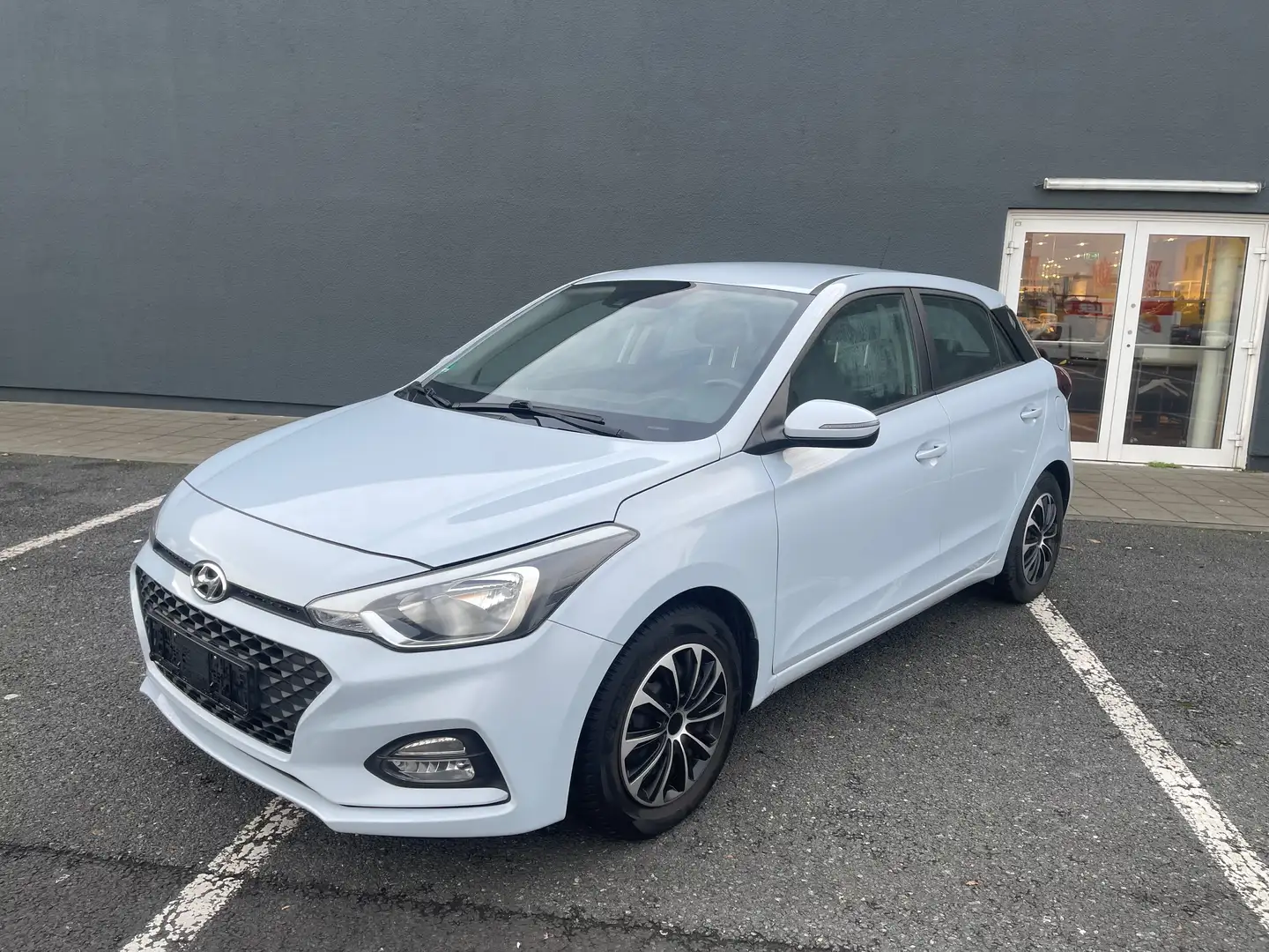 Hyundai i20 Trend Gris - 1