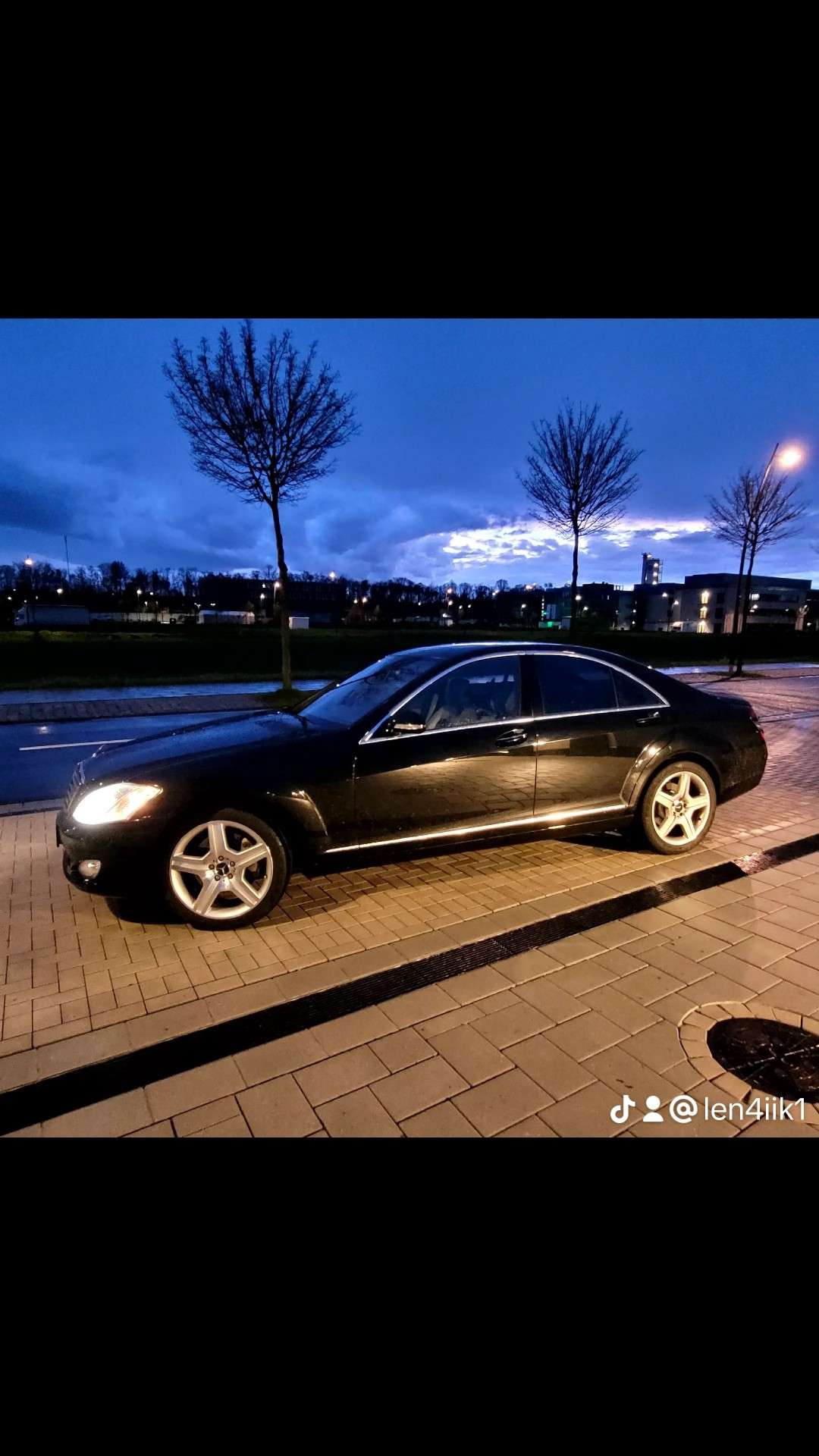Second hand Mercedes Benz S-Class 500