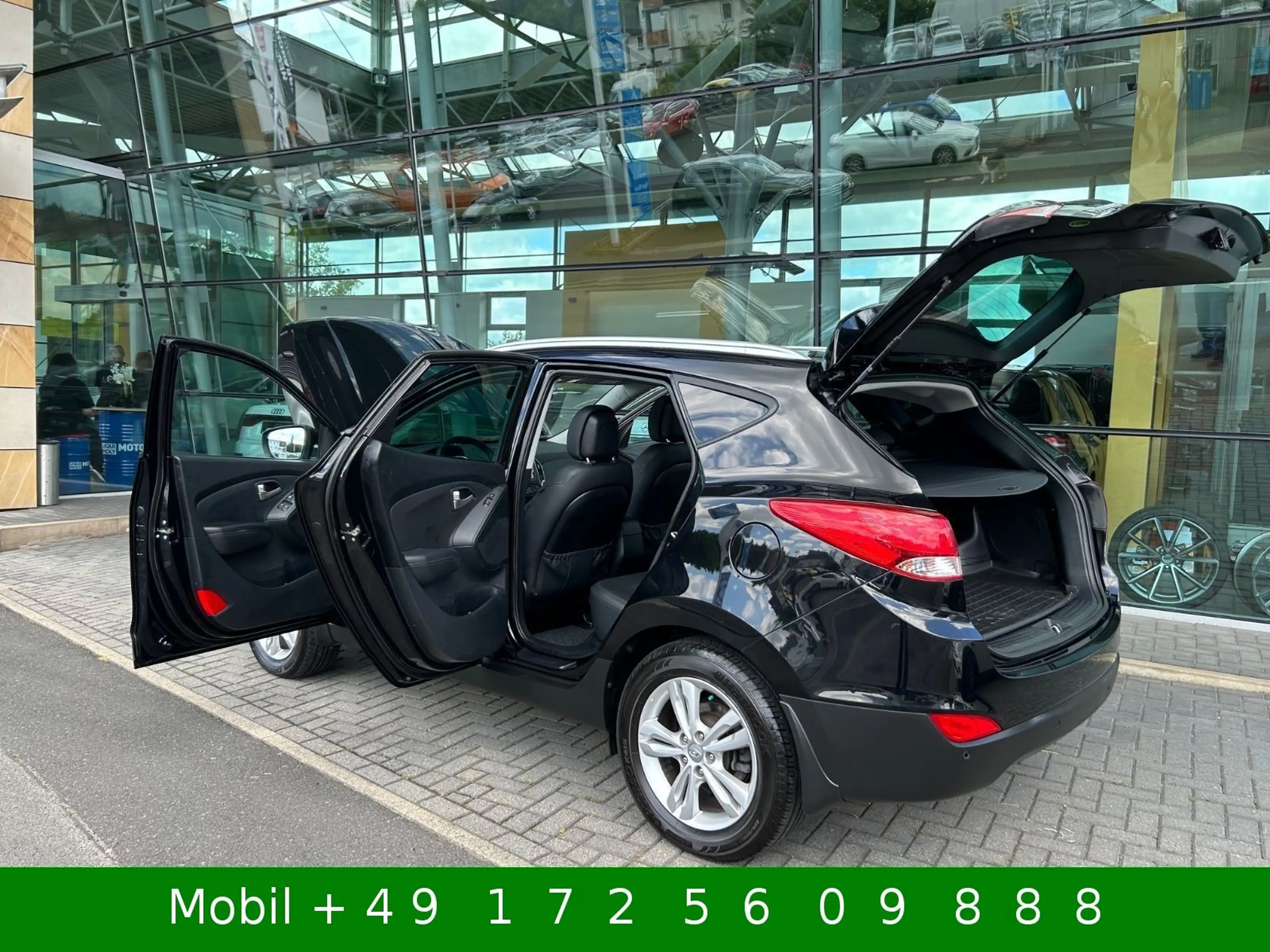 Hyundai iX35 Premium 4x4 AWD Leder Navi Kamera Panora TM