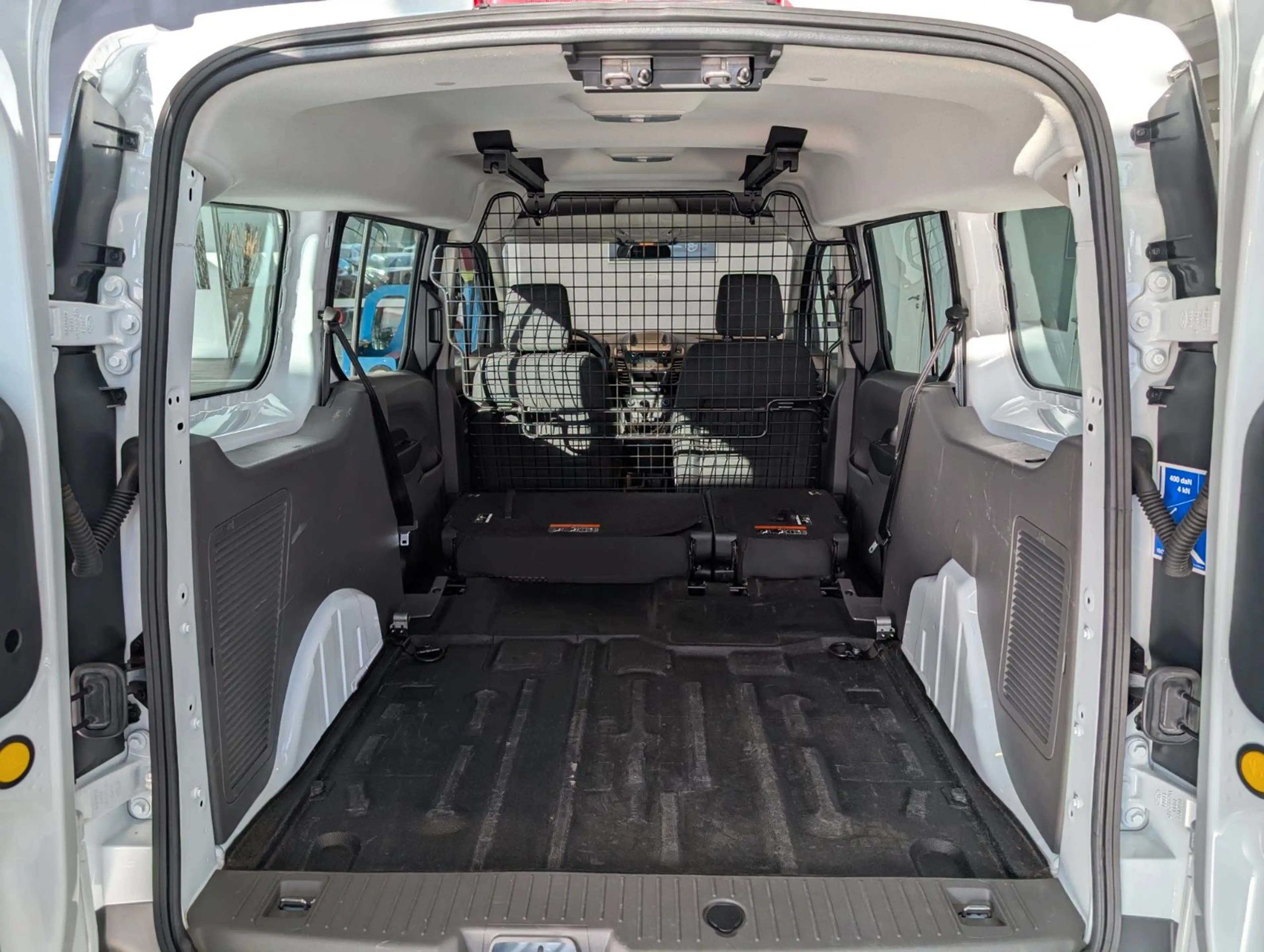 Ford Transit Connect L2 Lang*Flügeltüren*PDC*1.Hand — photo 10