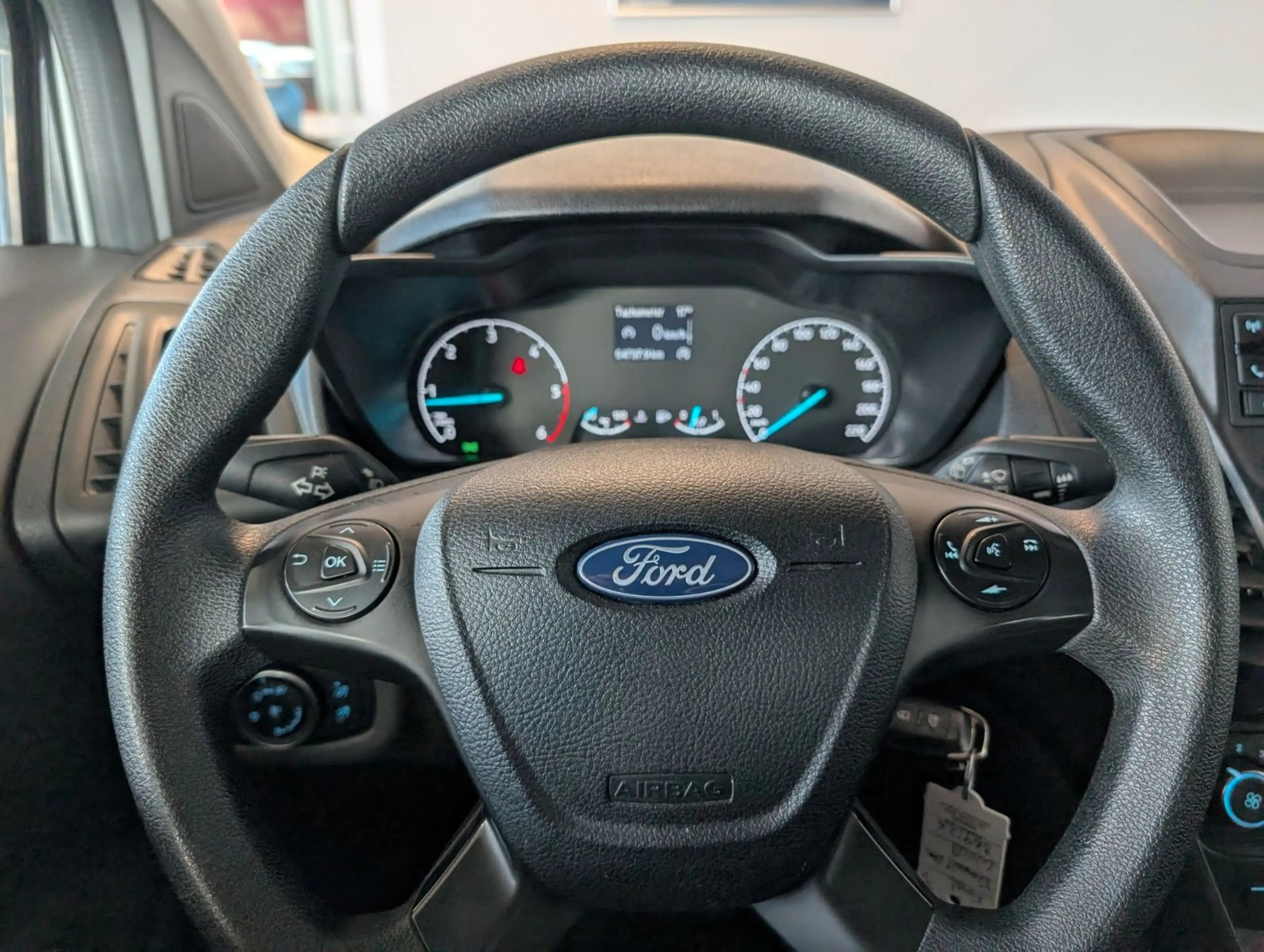 Ford Transit Connect L2 Lang*Flügeltüren*PDC*1.Hand — photo 14