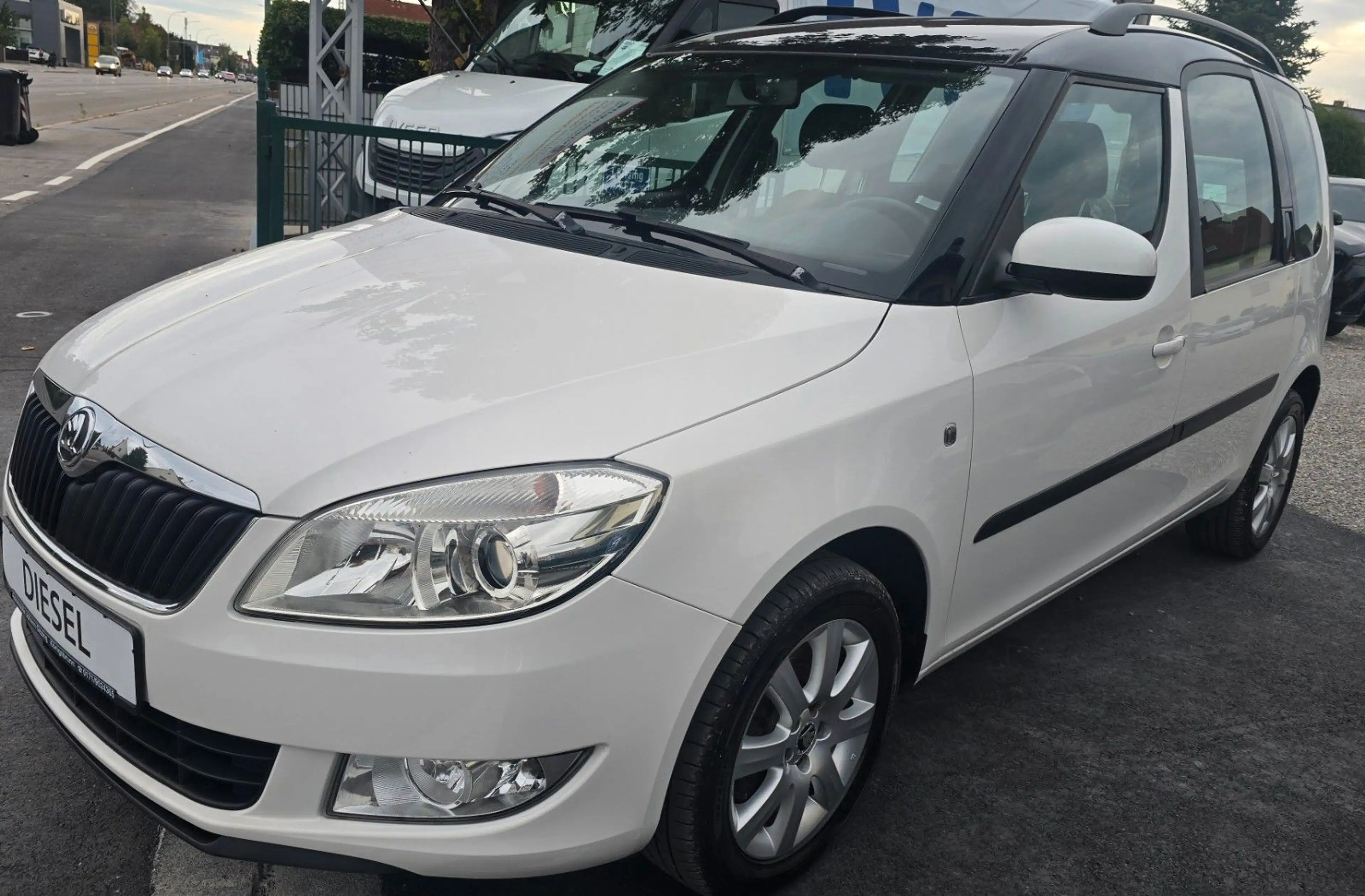 Skoda Roomster Ambition — photo 2