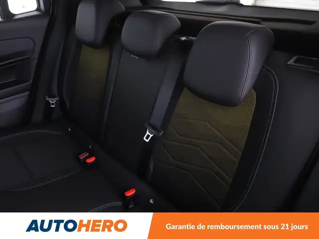 Jeep Avenger view 14