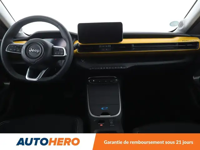 Jeep Avenger view 12