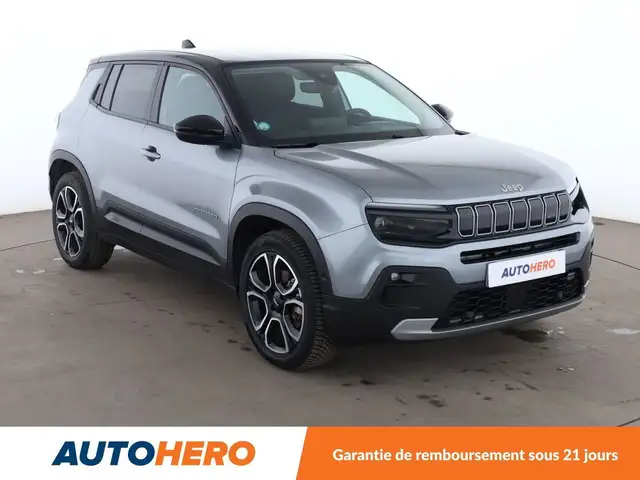 Jeep Avenger view 8