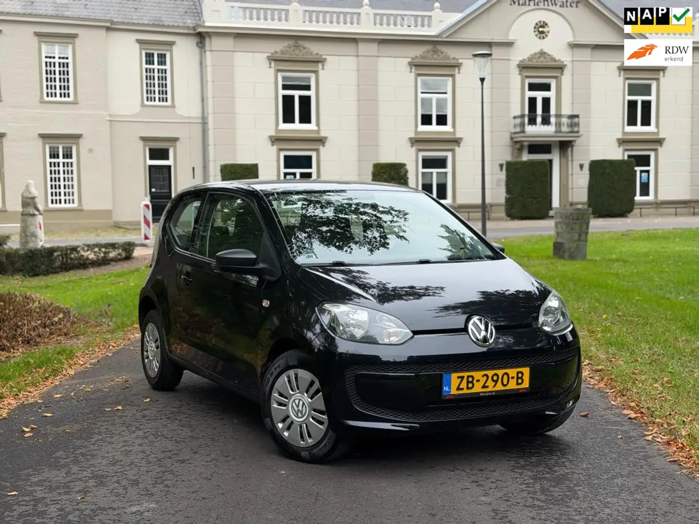 Volkswagen up! 1.0 high up! Schwarz - 1