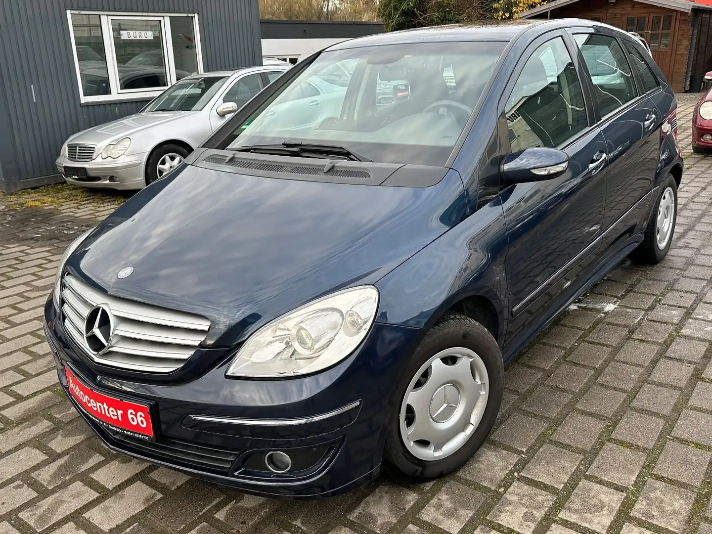 Mercedes-Benz B 170 Sportpaket*TÜV NEU*KLIMA*AHK*ALLWETTER Bleu - 1