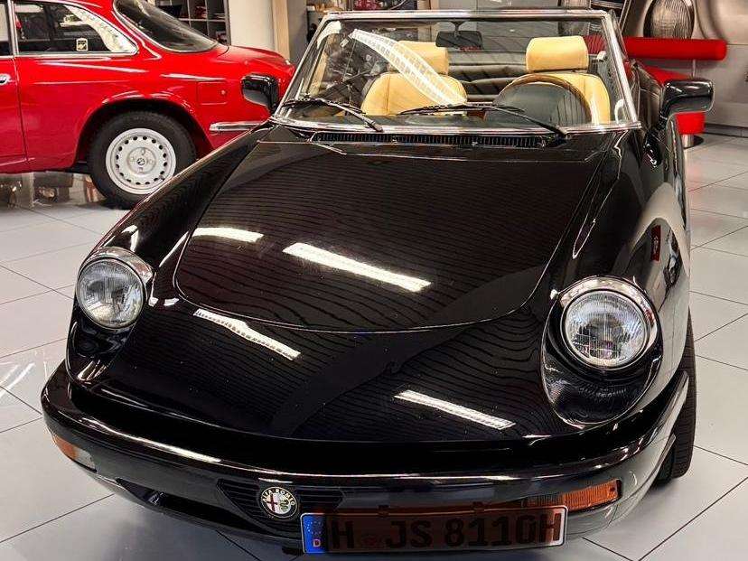 Second hand Alfa Romeo Spider 2.0