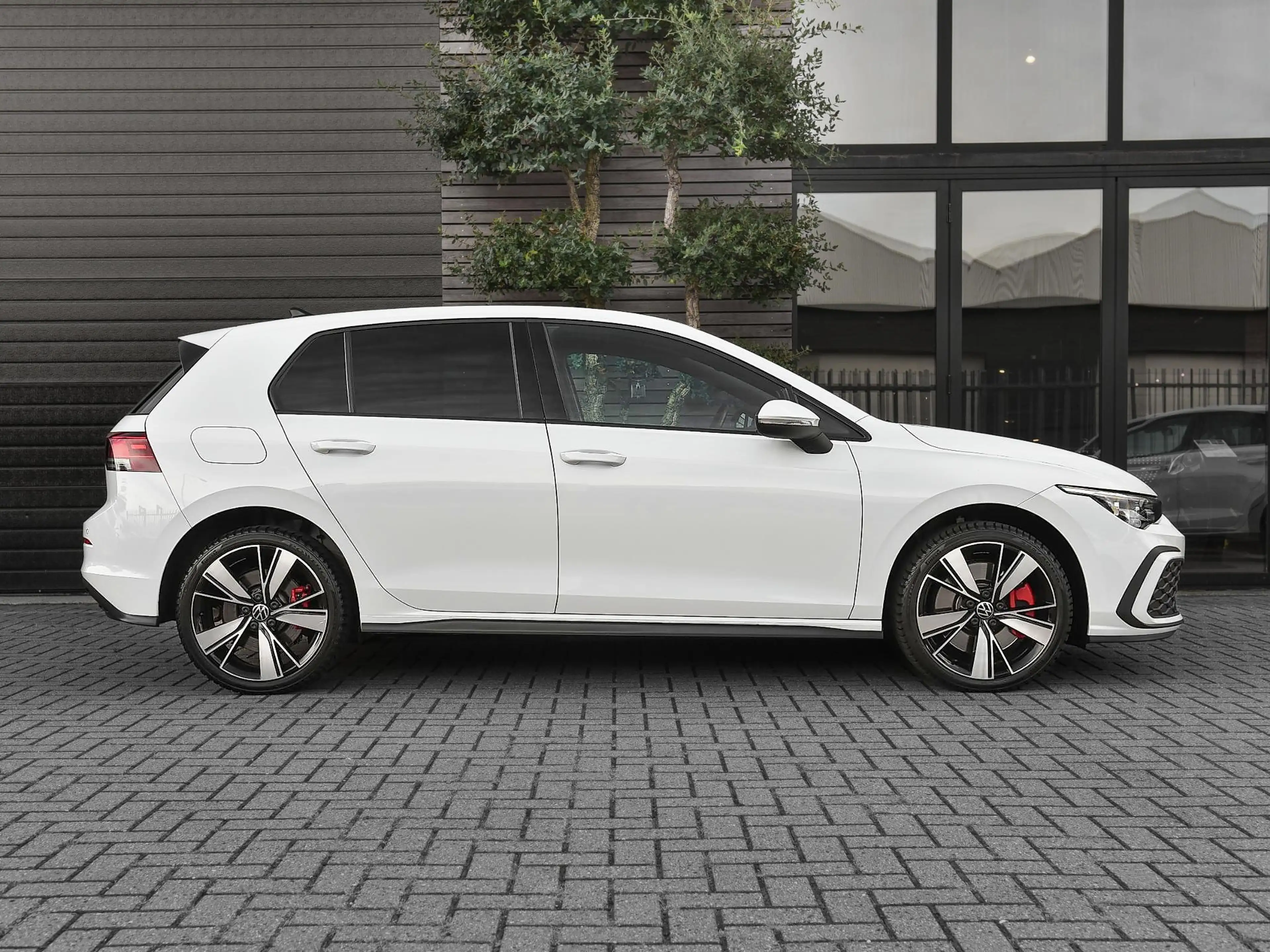 Volkswagen Golf GTE 1.4 eHybrid Navi Carplay ACC Virtual Cockpit — photo 4