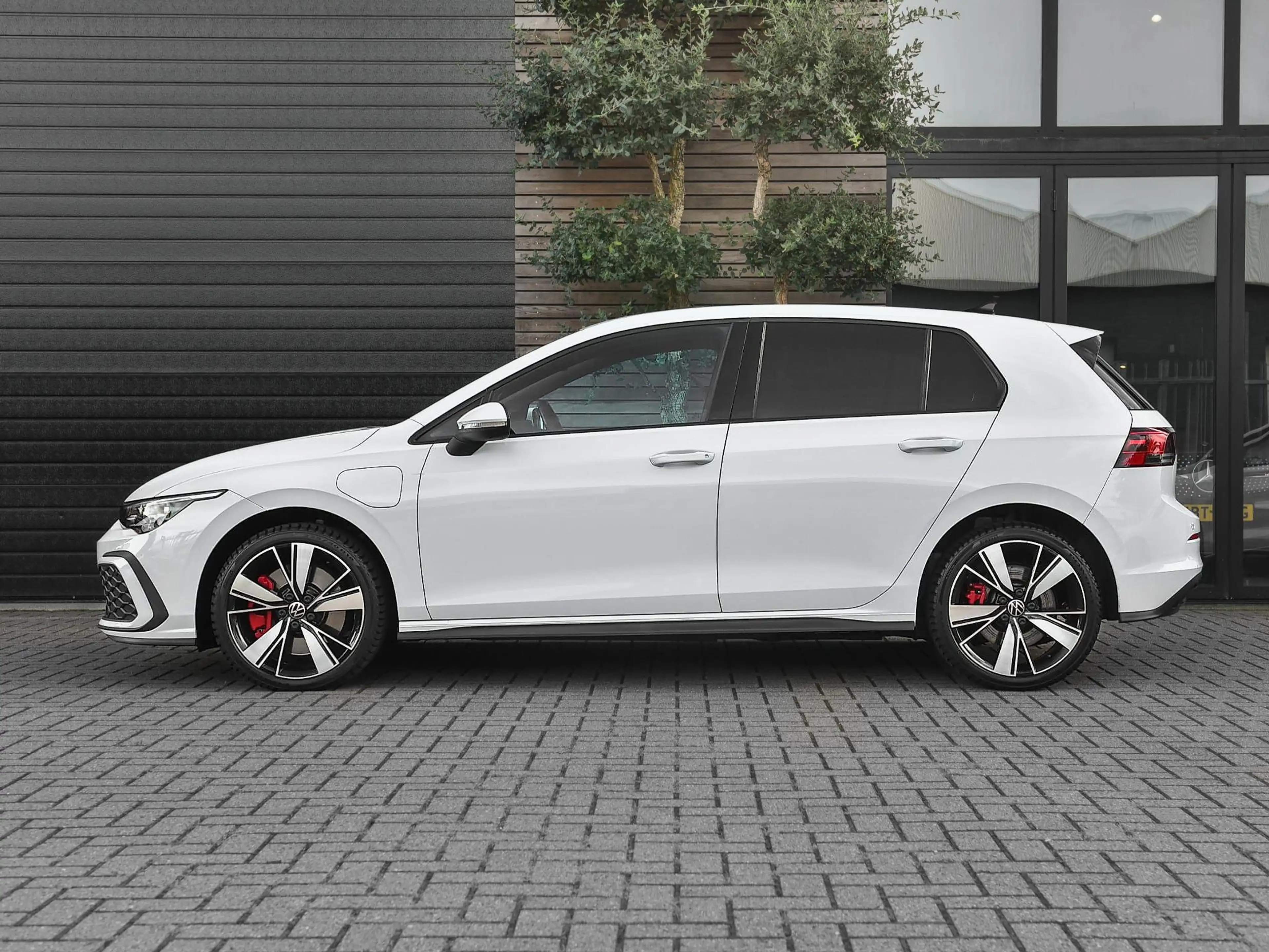 Volkswagen Golf GTE 1.4 eHybrid Navi Carplay ACC Virtual Cockpit — photo 5