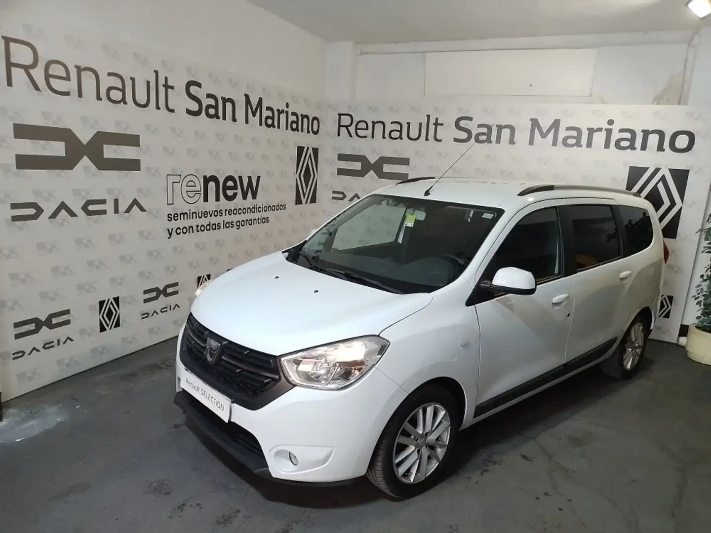 Dacia Lodgy Laureate Blanc - 1