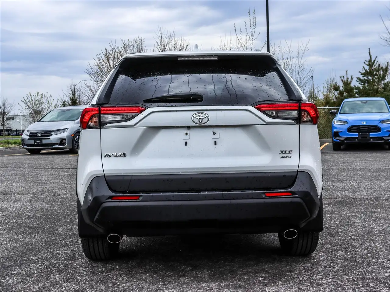 Toyota RAV 4 снимка Toyota RAV 4