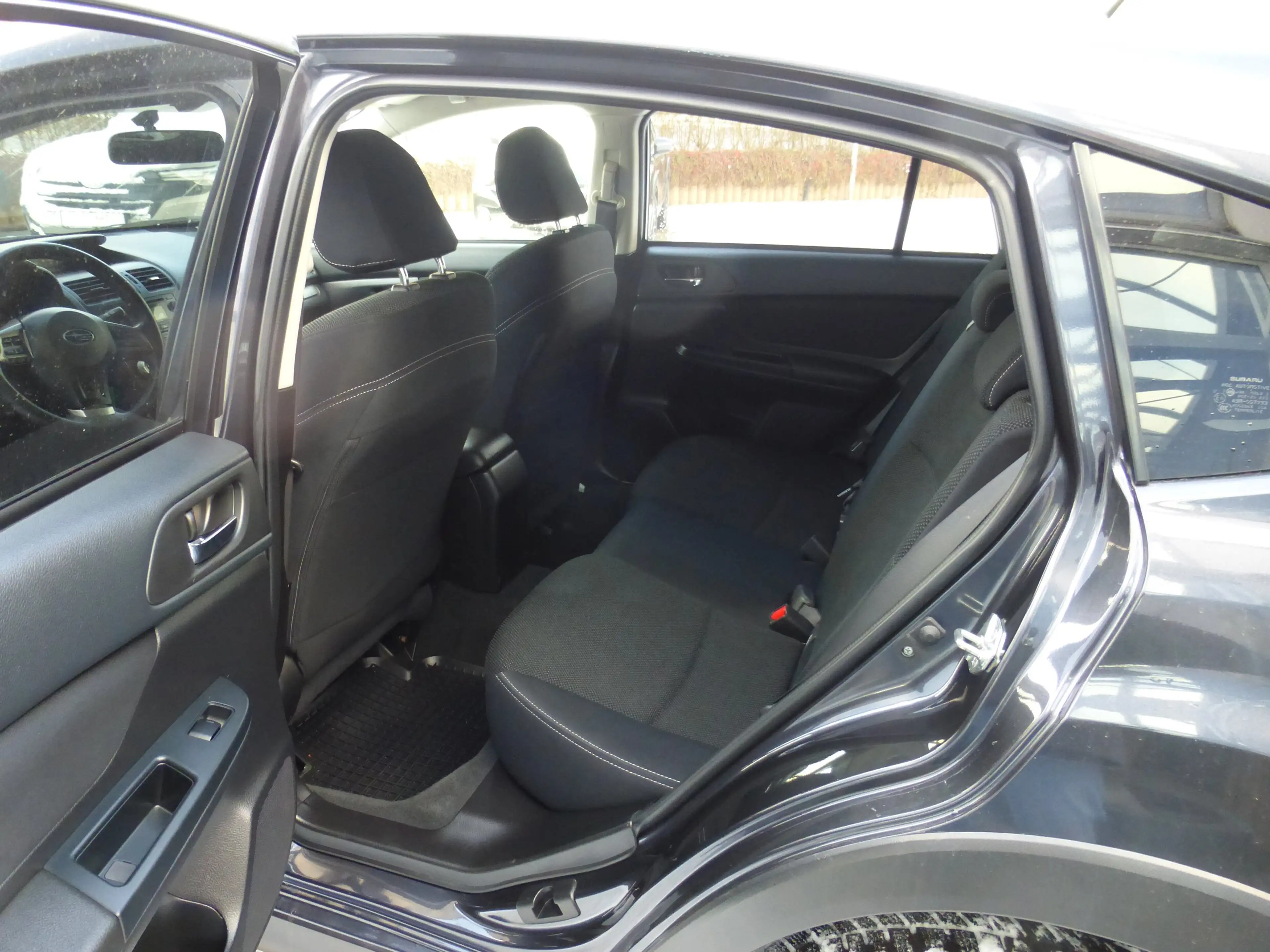 Subaru XV 2.0D Comfort Diesel MT — photo 13