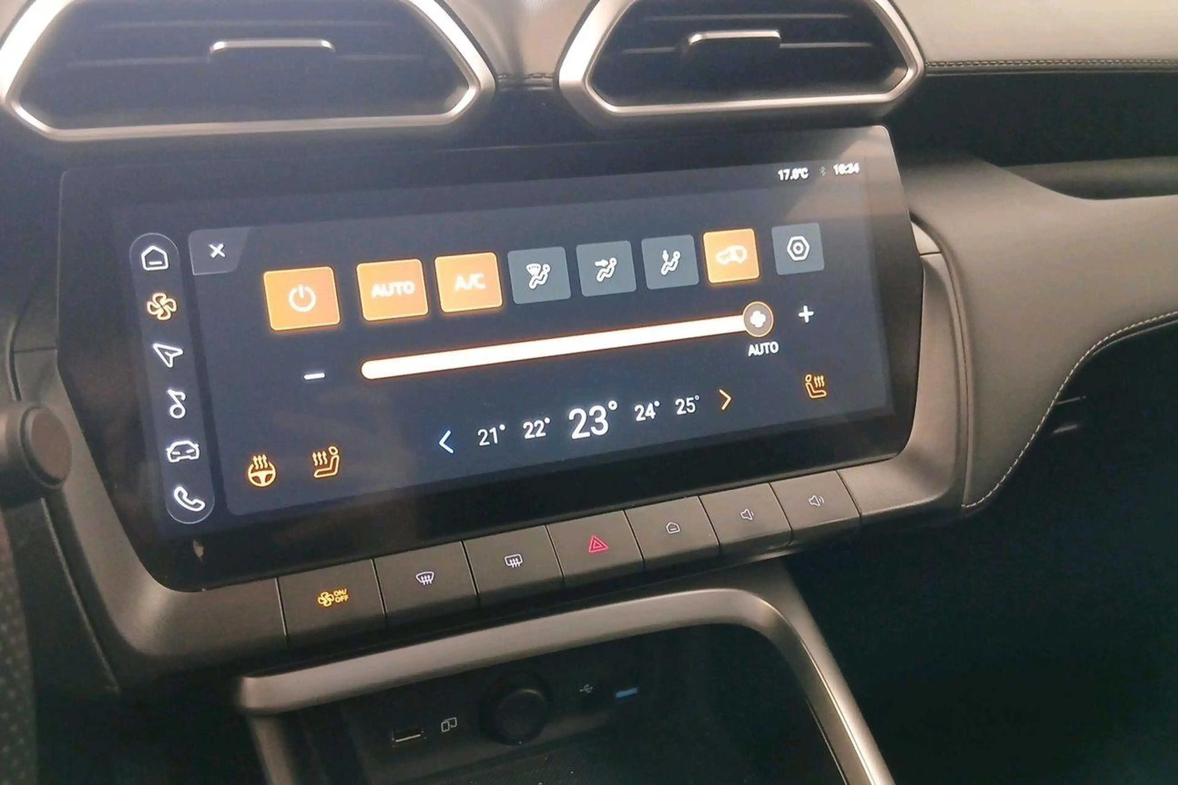 MG ZS HEV LUXURY — photo 15
