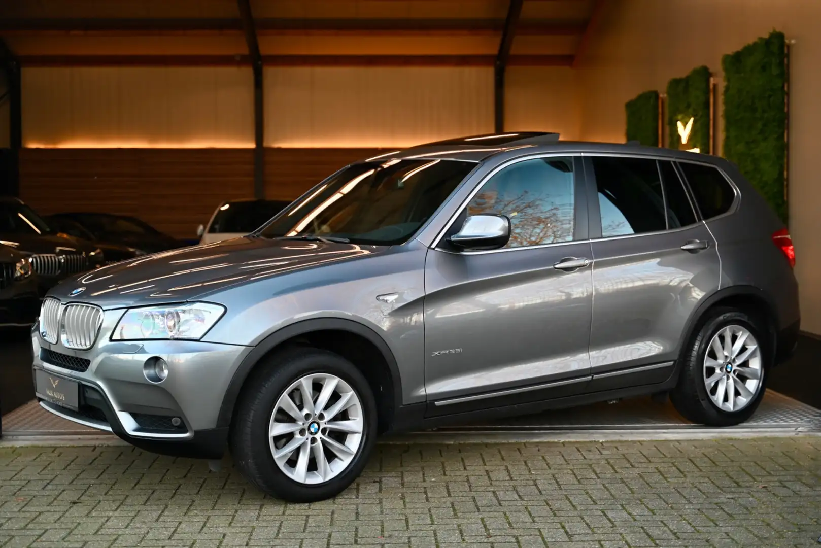 BMW X3 XDrive35i High Executive - Stuurverwarming - Achte Grau - 1