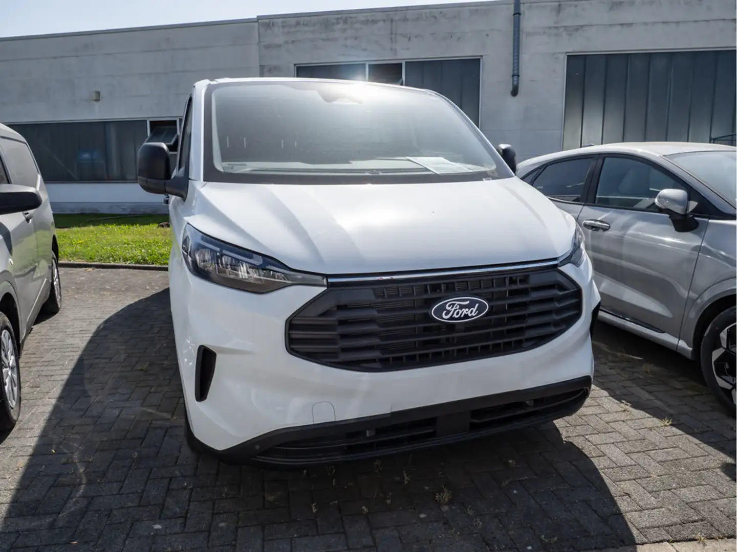 Ford Transit Custom Doka Trend L2 Autom. SHZ LED Blanc - 2