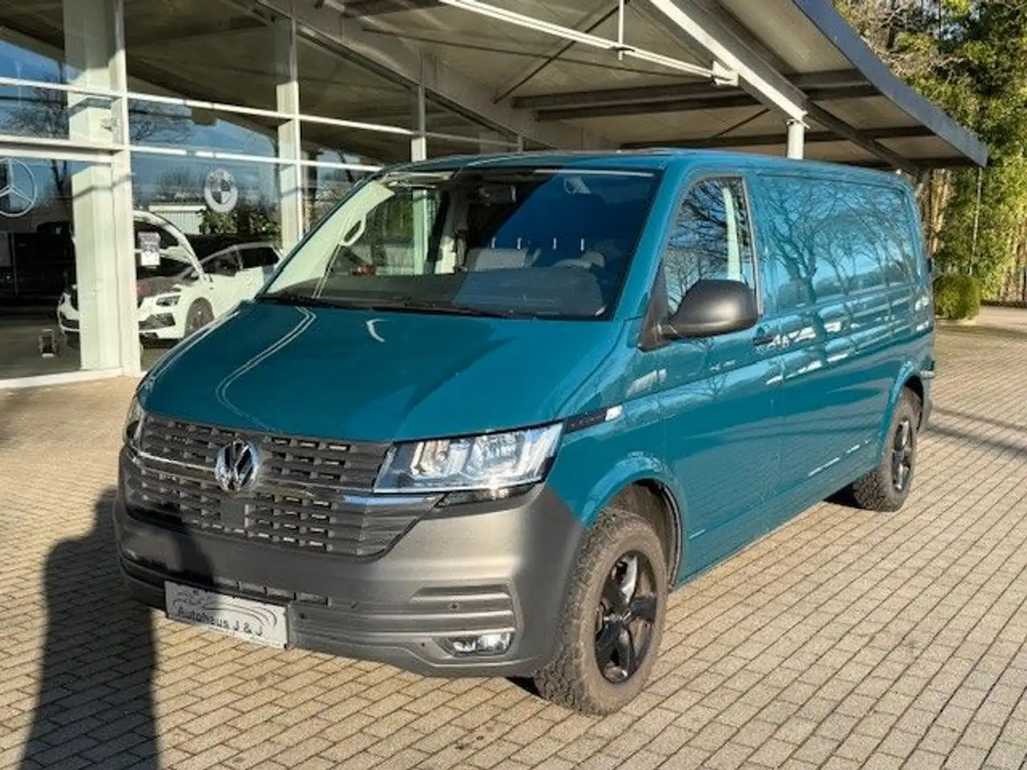 Volkswagen T6 Transporter T6.1 Transporter Lang EcoProfi PDC/AHK/Tempomat Verde - 1