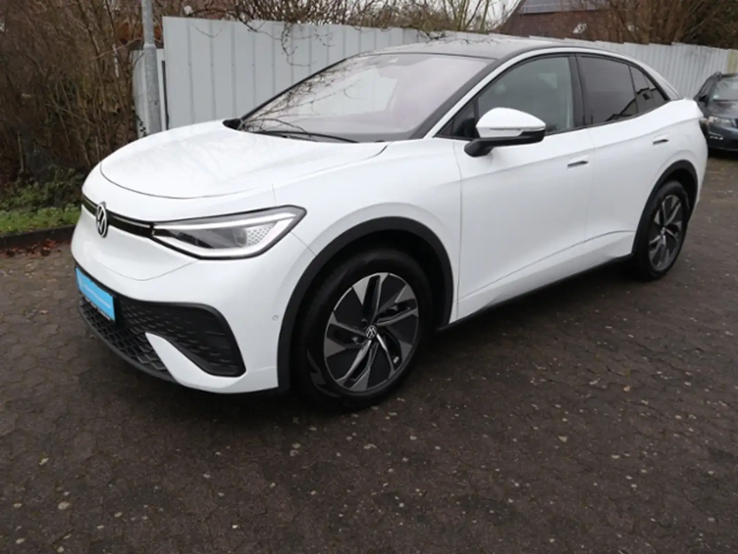 Volkswagen ID.5 Pro 77kWh IQ.LIGHT/KAM/NAV Weiß - 2