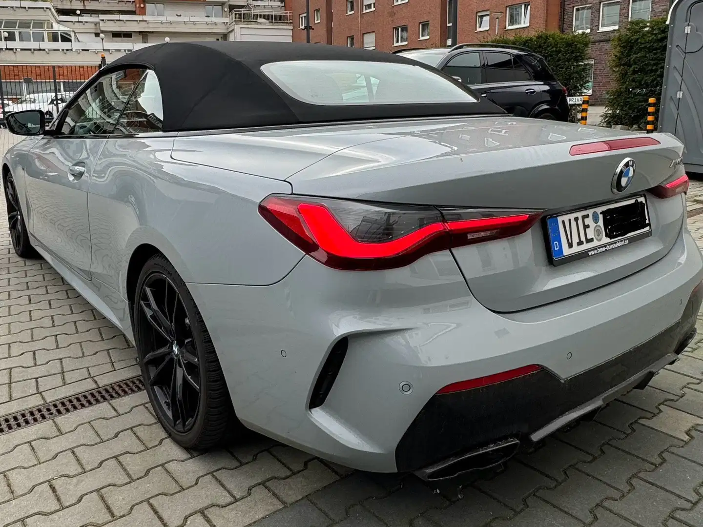 BMW 440 M440i Cabrio Silber - 1