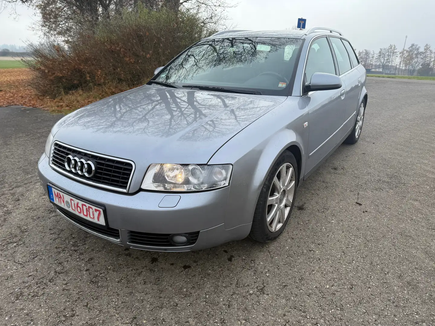 Audi A4 A4 Avant 3.0 quattro S Line Silber - 1