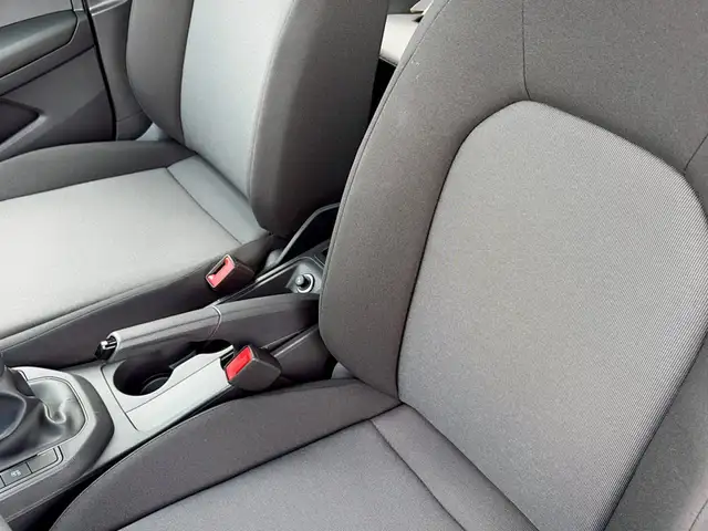 Seat Arona view 8