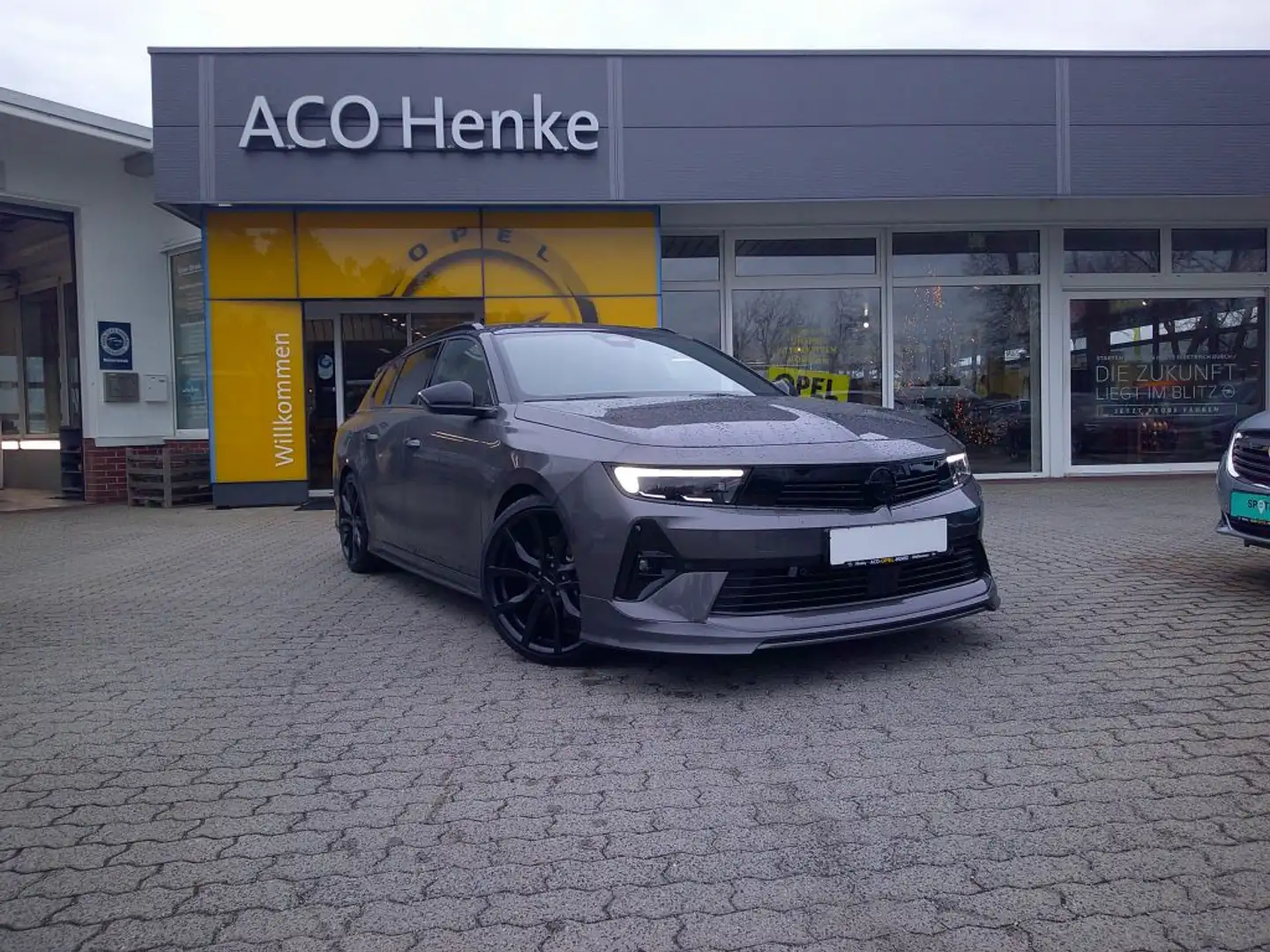 Opel Astra Sports Tourer 1.2 Turbo Automatik Ultimate (L) Gris - 1