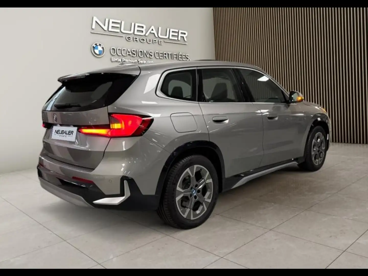 BMW X1 ixDrive30 313ch xLine Argent - 2